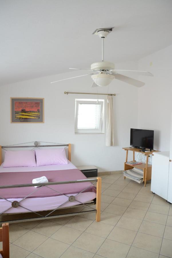 Ražanac Apartments Marina חדר תמונה