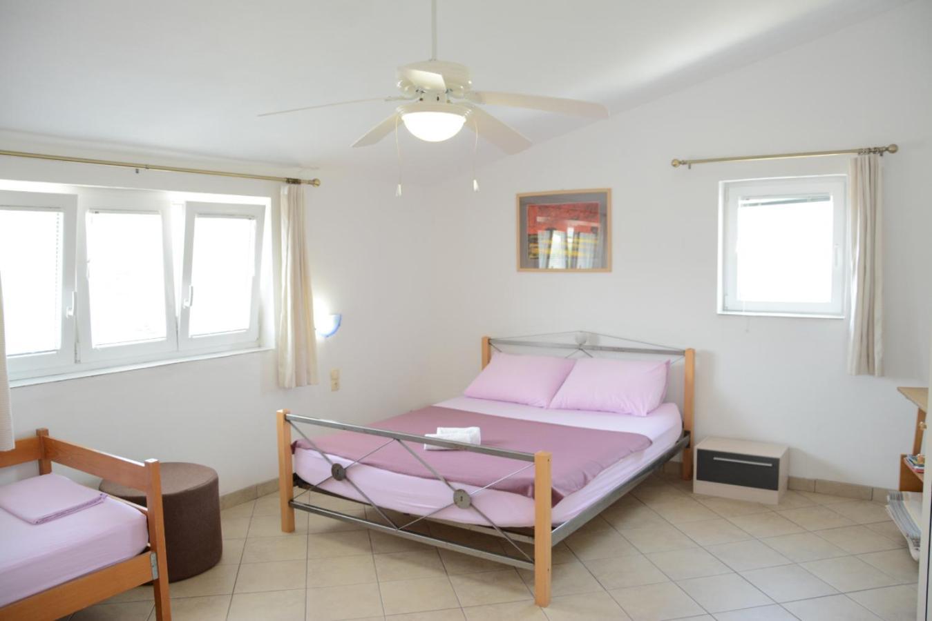 Ražanac Apartments Marina חדר תמונה